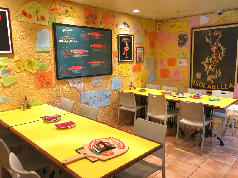 Interior design of Peperoni Pizzeria at Greenwood Avenue