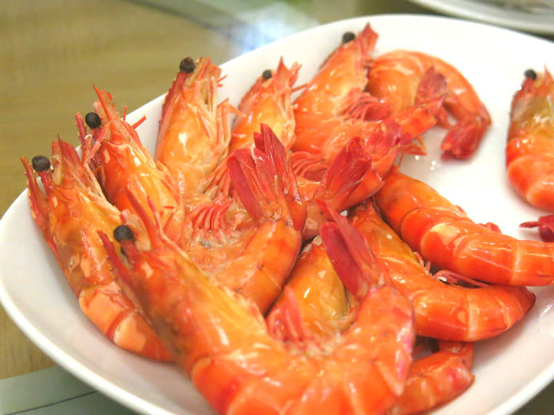 Resort Seafood Sauna Live Prawns with Genting Pu-Erh Tea