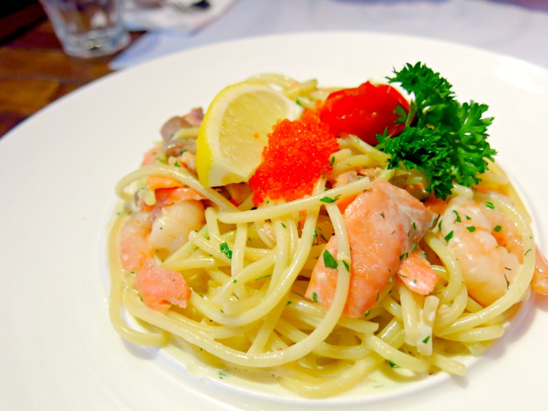 Mr Nice Cafe Shanghai Smoked Salmon Shrimp Spaghetti
