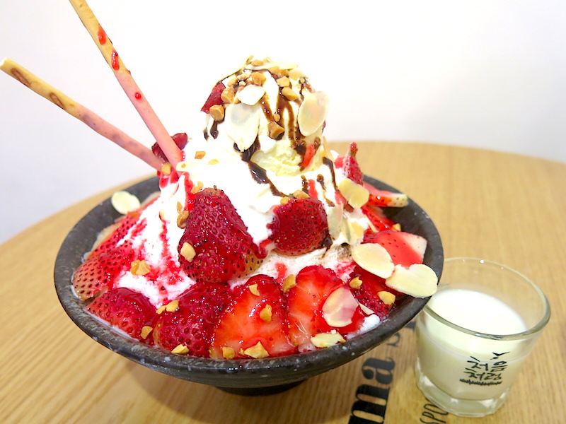 O'ma Spoon Singapore - Fresh Strawberry Bingsu