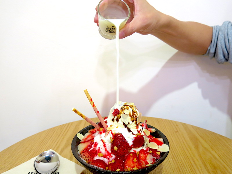 O'ma Spoon Singapore - Fresh Strawberry Bingsu