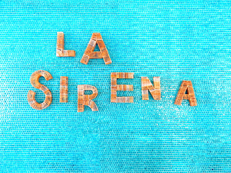 La Sirena Logo