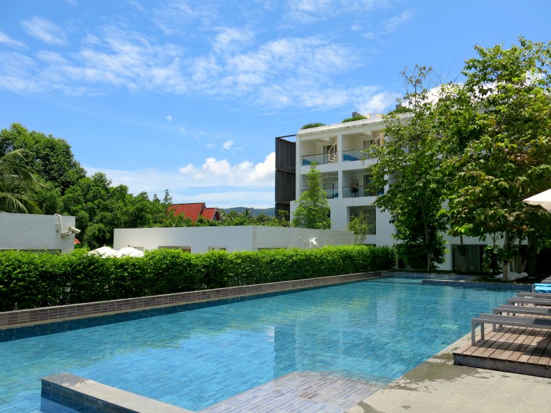 Nap Patong Swimming Pool