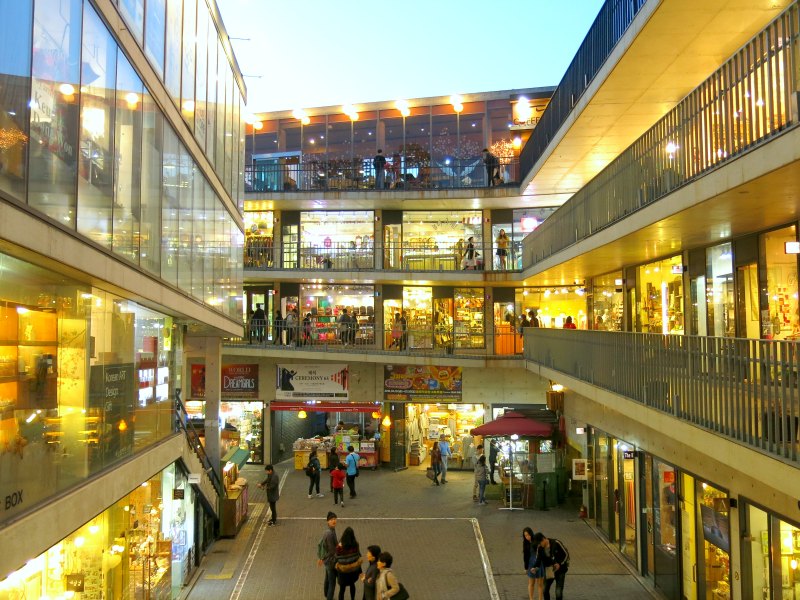 Inside of Ssamziegil at Insadong