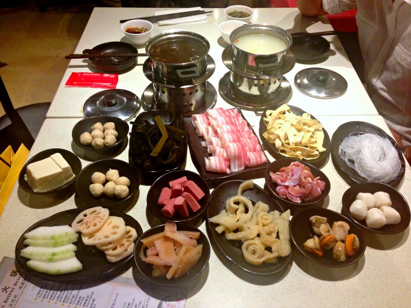 Guo Fu Hotpot Individual Pot with spread