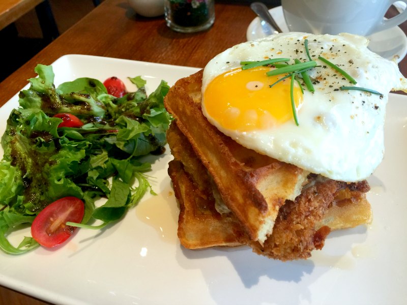 Monniker Chicken Waffle Stack