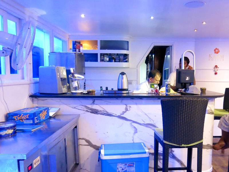 Maafushi Floating Bar Awesome alcohol and ambience! EatandTravelWithUs