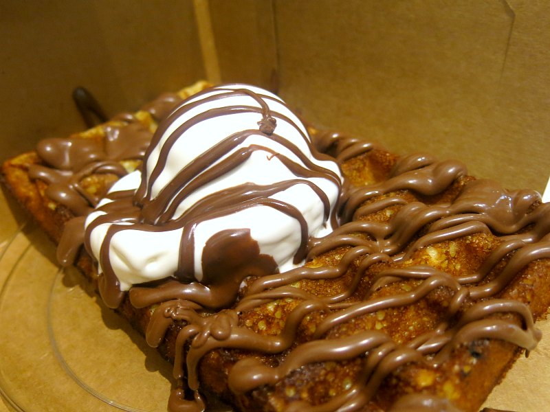 Waffle with Nutella