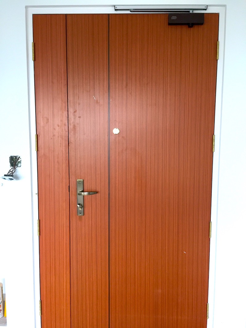 Uni Arm Singapore Review Great Door Closing Mechanism EatandTravelWithUs