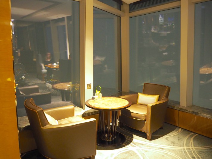 The Ritz-Carlton Hong Kong Club Lounge - Elite Lounge With Excellent