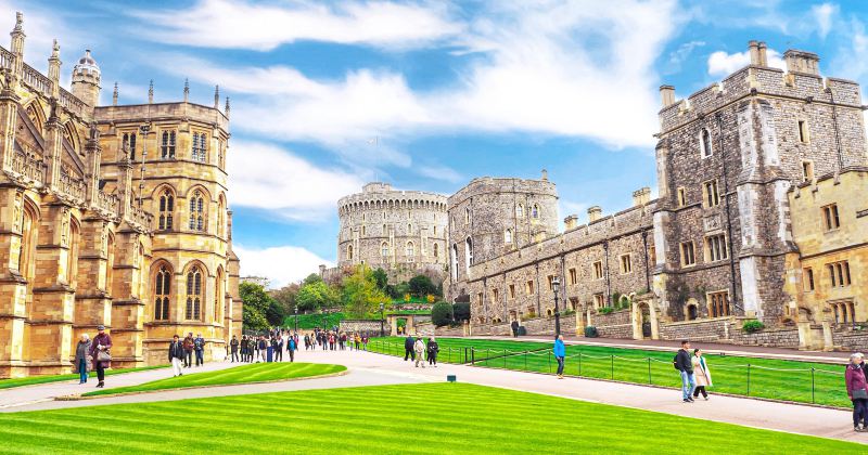 Half Day Trip To Windsor Castle From London - Exploring One Of